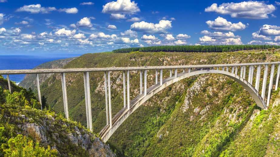 Bloukrans Bridge arch spanning the forested gorge on the Garden Route