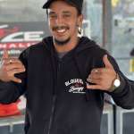 Face Adrenalin crew member in a Bloukrans Bungy hoodie at the bridge