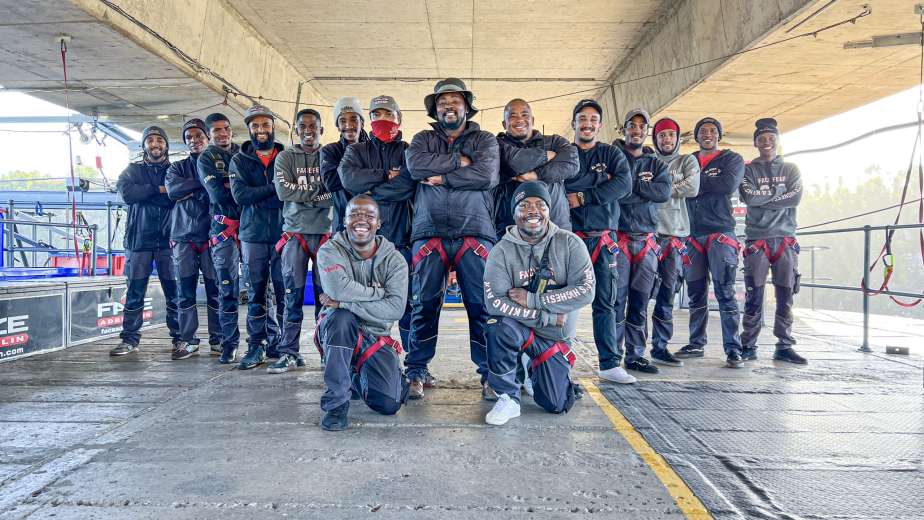 Face Adrenalin crew on the Bloukrans Bungy Bridge